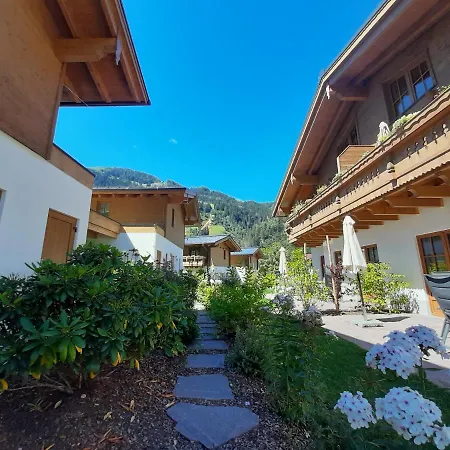 Hochalmbahnen Chalets 13W3, Alpenmohn, Nahe Gondel, Hunde Willkommen アパート ラウリス