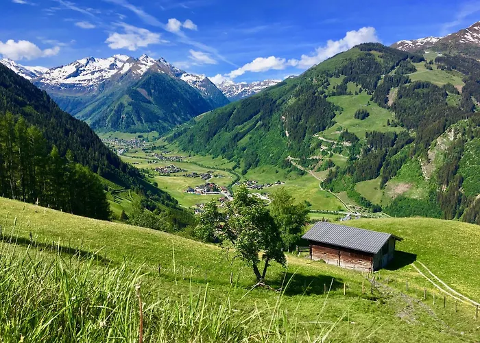 Hochalmbahnen Chalets 13W3, Alpenmohn, Nahe Gondel, Hunde Willkommen * ラウリス